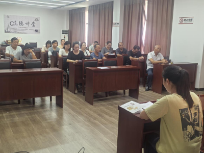 市应急管理局组织开展《中华人民共和国反有组织犯罪法》进社区宣传活动 