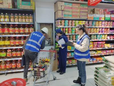 酂阳街道检查辖区超市和废品收购站安全工作