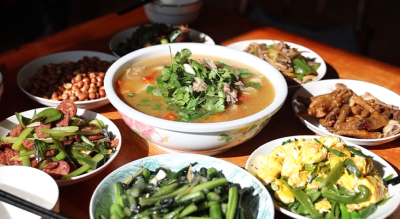 湖北老河口：大寒进补羊肉香 一碗暖汤盼春来