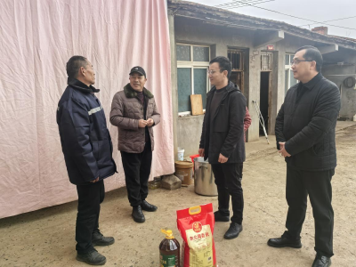 市医保局开展春节前走访慰问 