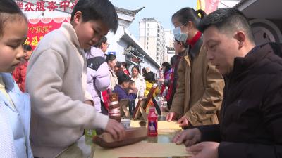 传承雷锋精神 传递温暖力量 