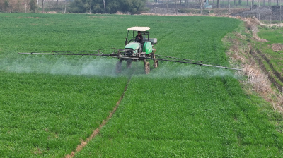 张集镇：科技助力田管 护航夏粮丰收