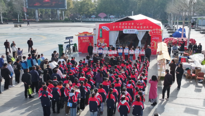 书香润心田 阅读向未来——全市“校园图书角捐建”活动启动