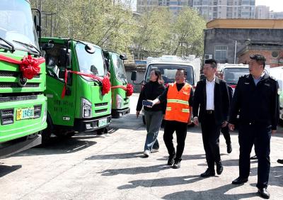 我市环卫设施设备更新项目交付使用