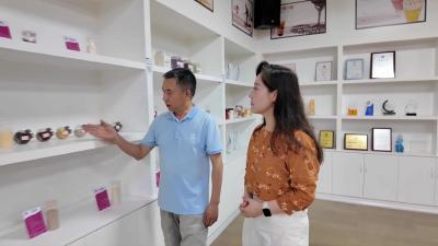 一瓶果酱“链”出百亿产业大集群 