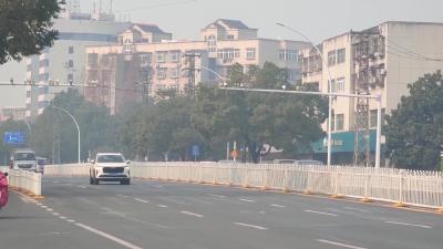 小区聘物业  质疑“没商量”