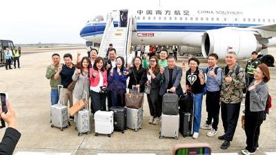国产大飞机C919累计承运旅客突破100万人次