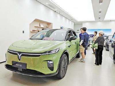 以旧换新催热春季车市 消费者购买新能源车拿到3万余元补贴