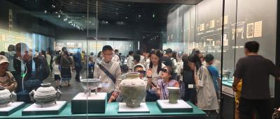 从“地方志”到“国家榜”：襄阳一个展、四千件文物如何炼成国家级IP