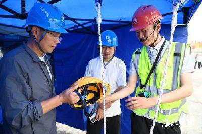 全市住新系统“安全生产月”活动启动
