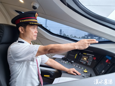 活力襄阳燃动长假！重点项目“火力全开”，民生服务“暖心护航”