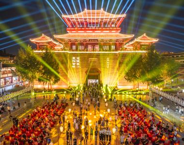 湖北襄阳：千年古城以“夜”为媒，书写消费升级与城市焕新的华章