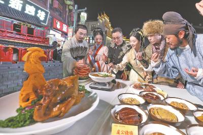 美食为媒 文旅唱戏 ！“超级文旅日”襄阳烹出全城“烟火气”