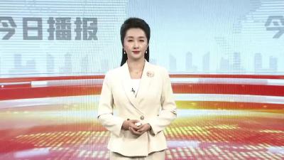 老年大学教师在全国太极拳大赛中夺得两枚金牌