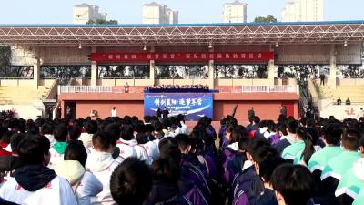 21所军校来襄开展招生宣传 点燃学子强军梦