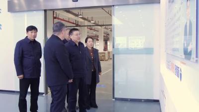 市领导到南漳宣讲党的二十届四中全会精神并开展调研