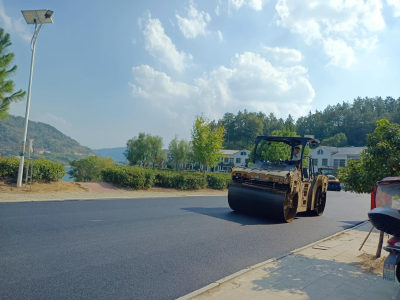 狮子镇修建“四好农村路”助力乡村振兴