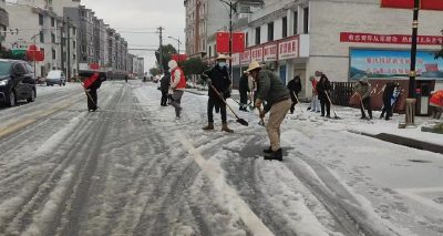图文直击丨以“速动”应对“速冻”，蕲春众志成城战冰雪