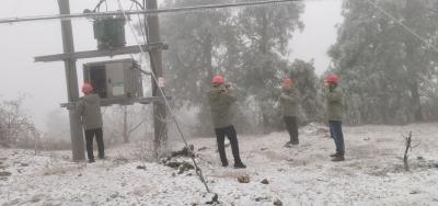 蕲春全力应对低温雨雪冰冻天气