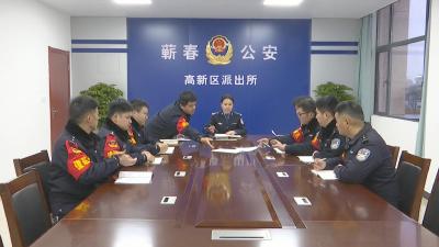 视频｜胡丽霞：“铿锵玫瑰”绽警营
