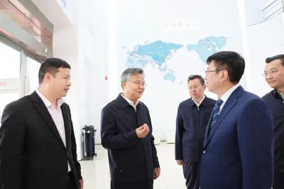 李殿勋到黄冈市调研