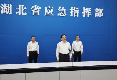 王忠林调研检查“五一”假期安全生产和稳增长、促消费工作 抓细抓实安全服务保障工作 确保人民群众平安祥和过节