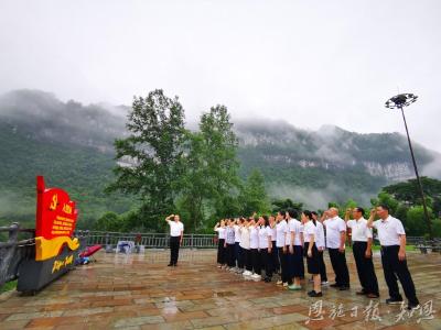 恩施如何锤炼堪当支点建设重任的高素质干部队伍—— “三个课堂”砺“精兵”