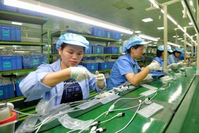 上半年咸宁返乡创业主体劲增六成 四代企业家把深圳工厂“打包”回乡