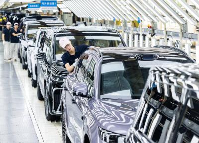 向着建成支点奋楫前行