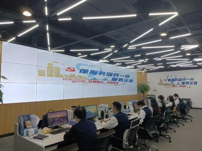 驻扎在武昌一座写字楼里的这个社区，不服务一户居民，却在4个月里带动1600家企业落户——武汉首个商务社区，有啥不一样？