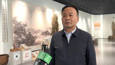 直播卖到3个亿，产品销往70多个国家，他们的“靠山”是什么？