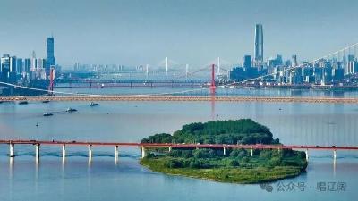 且看八面流彩八面风