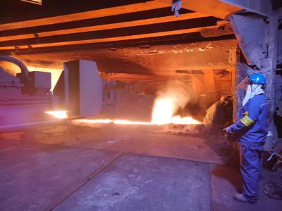 新春走基层｜3500人同在岗 共映高炉红