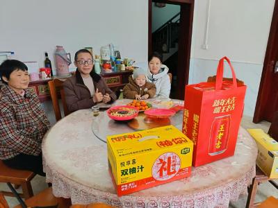 春雨送暖 蕲春籍大学生持续帮扶单亲家庭