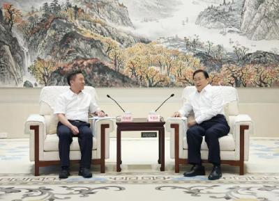 王忠林会见中国电信总经理刘桂清 做大做强数字经济 打造发展新质生产力的强劲引擎