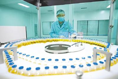 高铁飞驰中奔涌中国活力