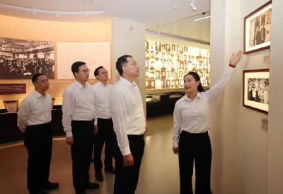 关志鸥在武汉市调研