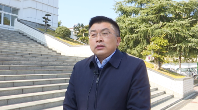 踔厉奋发向未来 笃行不怠开新局——全县三级干部大会侧记
