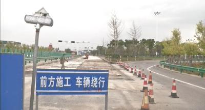 G107 外迁信号灯路口即将完成升级改造