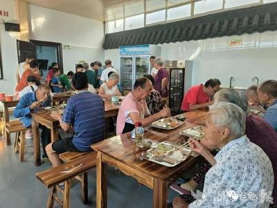 孝昌小悟：爱心助力“小食堂” 托起民生“大福祉”