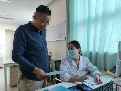 只试吃指甲盖大的一块就中毒！医生警告：一点都别尝……