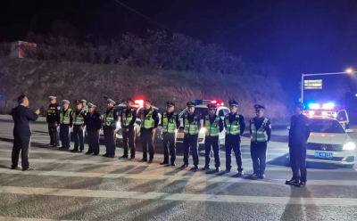 重拳出击！孝昌严厉打击货车超限超载运输行为