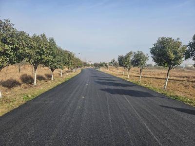 孝昌花西：道路刷黑美化 美丽乡村增颜值