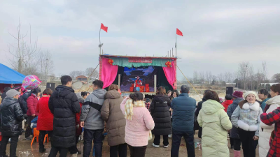 孝昌陡山乡：唱大戏舞龙灯 欢欢喜喜闹元宵