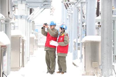 孝昌供电：雪天巡视不放松，供电安全有保障