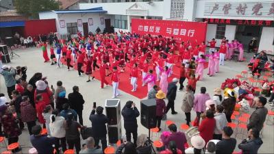 孝昌邹岗：广场热舞庆“三八” 秀出巾帼新风采