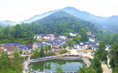 孝昌：笔架山上喜气洋洋