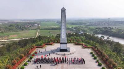 继承先烈志 革命薪火传 孝昌各地组织开展清明祭英烈活动
