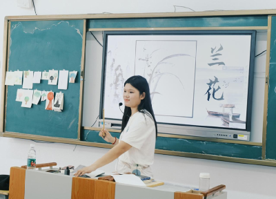 孝昌经济开发区：童心共绘国画魂   “暑假学堂”国画课程开课啦
