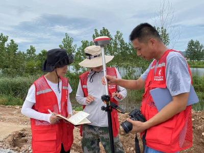 不惧“烤”验  他们奋斗在文物普查一线